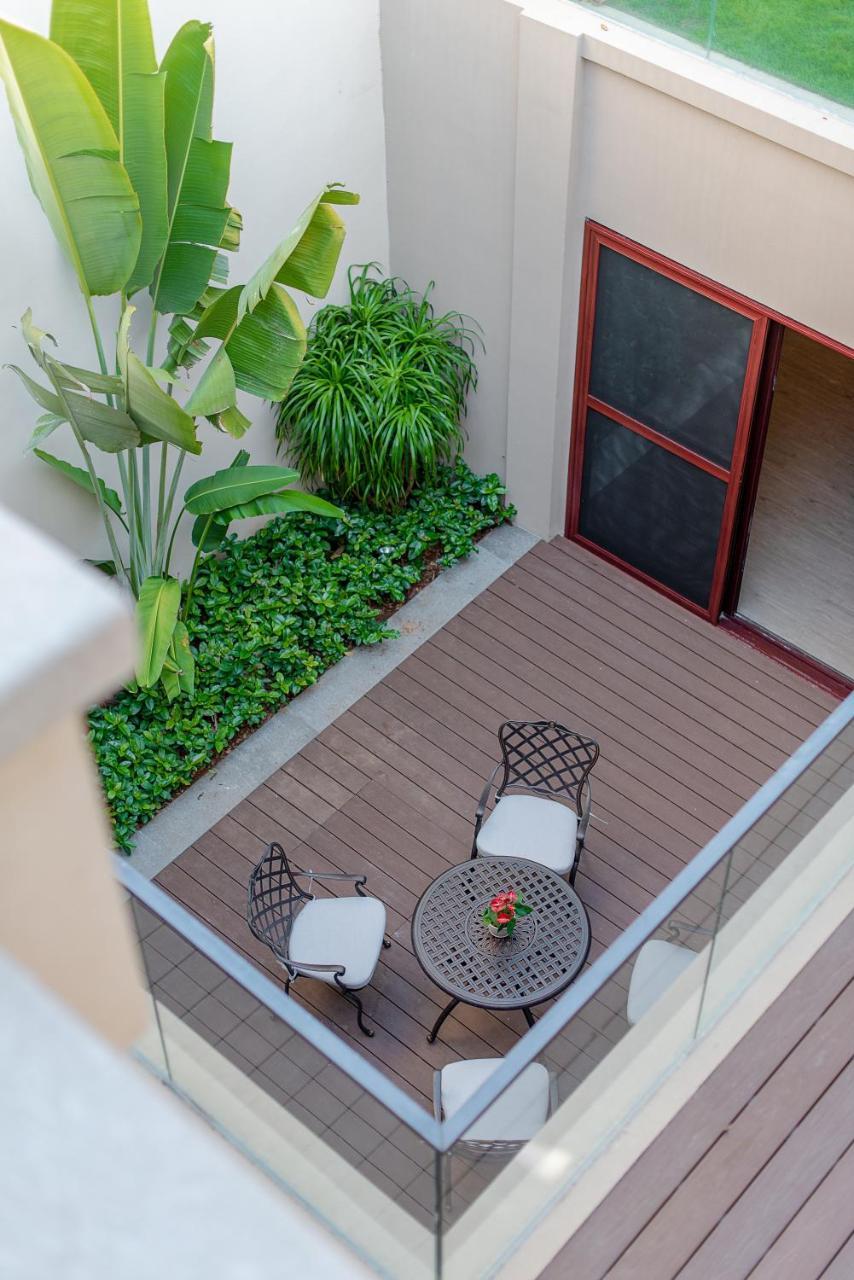 Haitangbay Loosen Coast Resort Villas Sanya Exterior photo